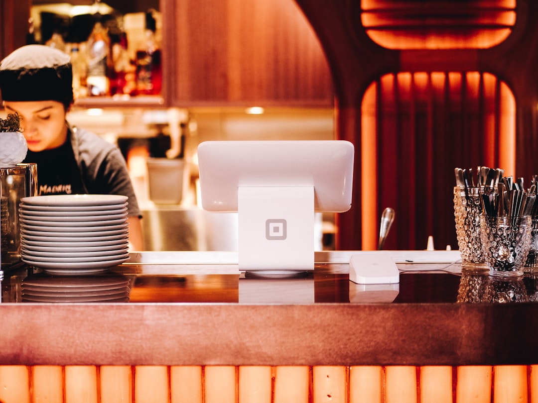 AI Restaurant Bookkeeping: 7 Essential Tools (2026)