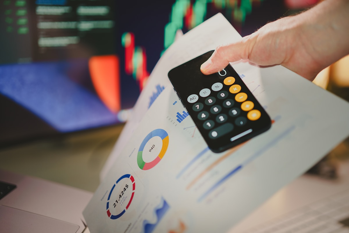 Bookkeeping Tools vs QuickBooks: 5 Key Differences