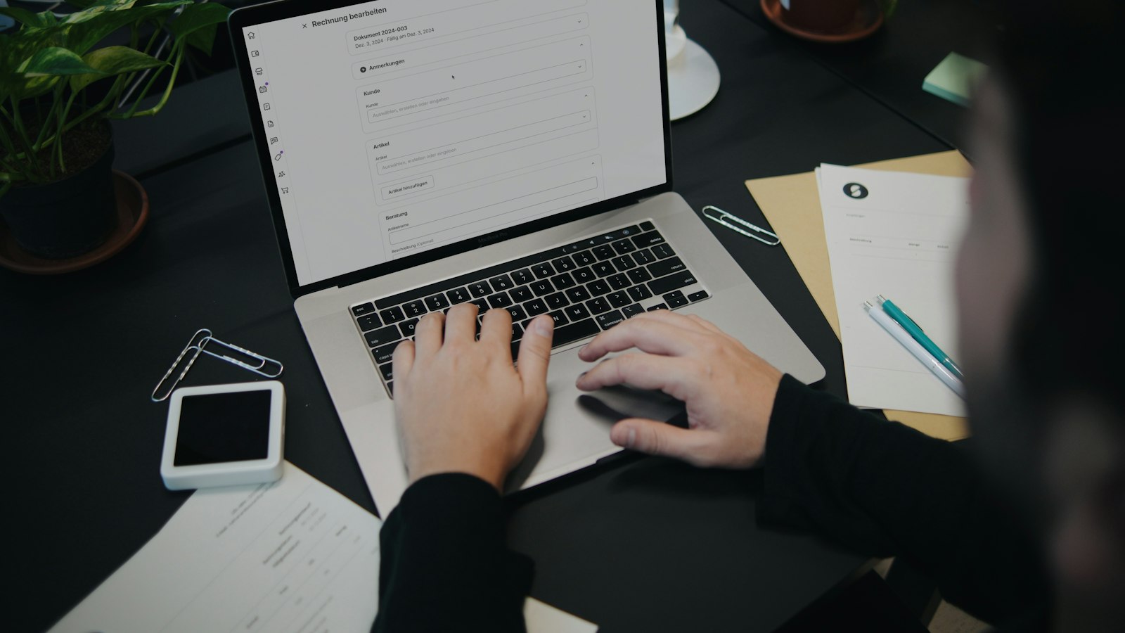 Deposit Invoice Explained: When to Use It, How It Works